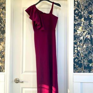 Cranberry romper size 12, ready for the run use once for a photo shoot